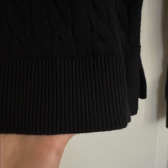 Lacoste Classic 100% Cotton Knit Black Sweater - Picture 6 of 9